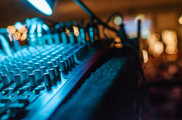 A Garage Worship Experience